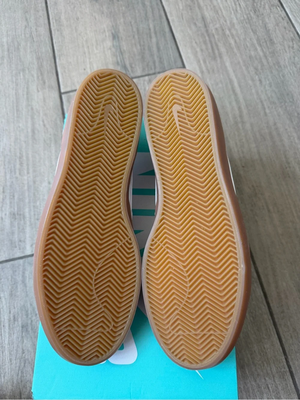 Nike SB Heritage Vulc ( box without lid )